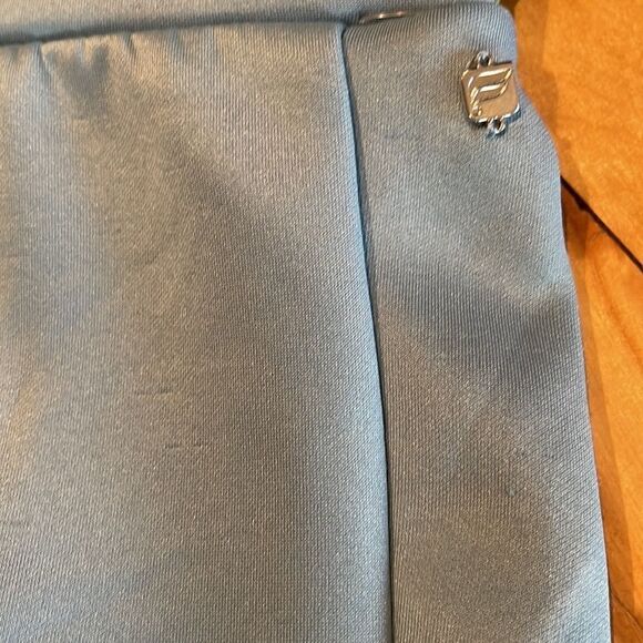 Fabletics deep powder blue Kendall shorts. Scuba fabric. Size 2X. - Picture 4 of 10